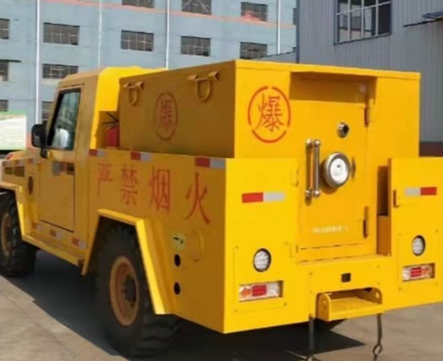 华南热作学院爆破器材运输车专用功能