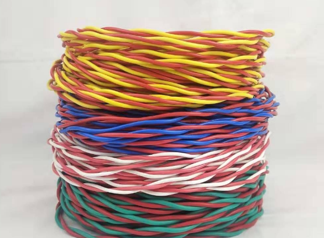 华南热作学院矿山爆破设备放炮线爆破线等一般是如何存放的？