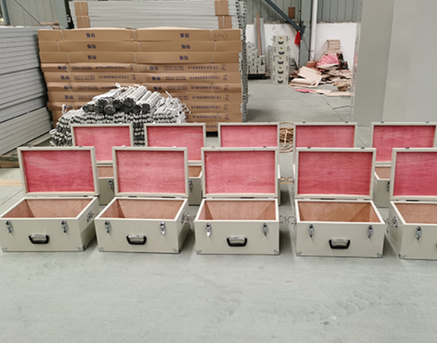 华南热作学院矿用爆破设备的日常存放